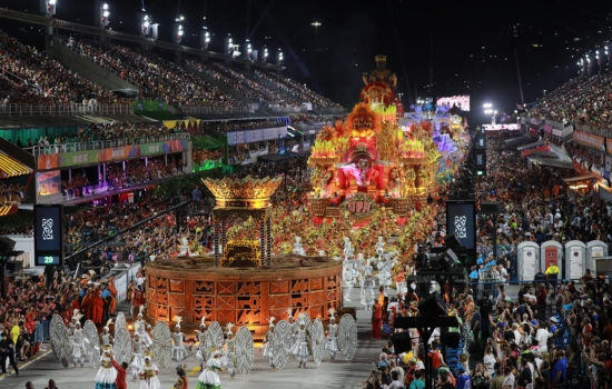 Vive el Carnaval de la Sapucaí desde tu Móvil