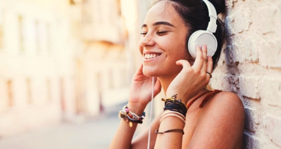 A modern player to enjoy music from the past